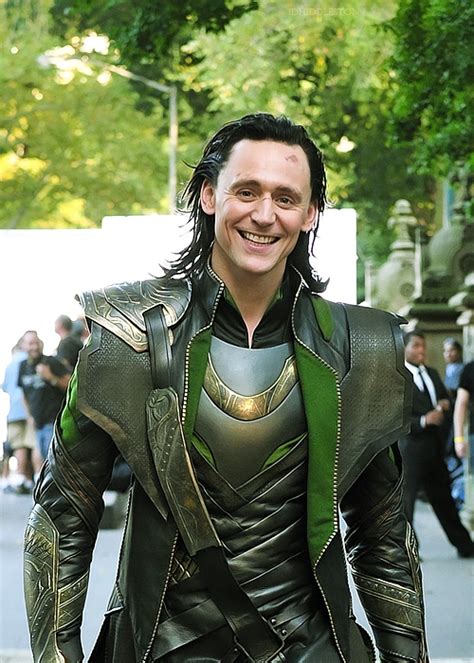 tom hiddleston loki costume